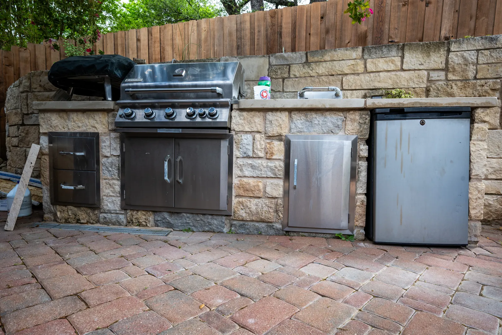 Limestone outdoor kitchen, Adirondack Trail